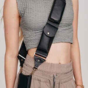 Bandolier Billie Utility Cross Body Strap only Black Gold EUC!